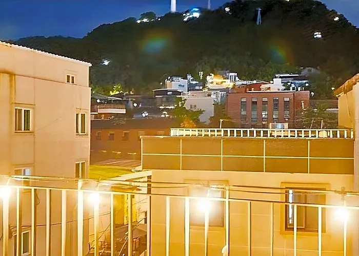 Myeongdong123hostel 2*