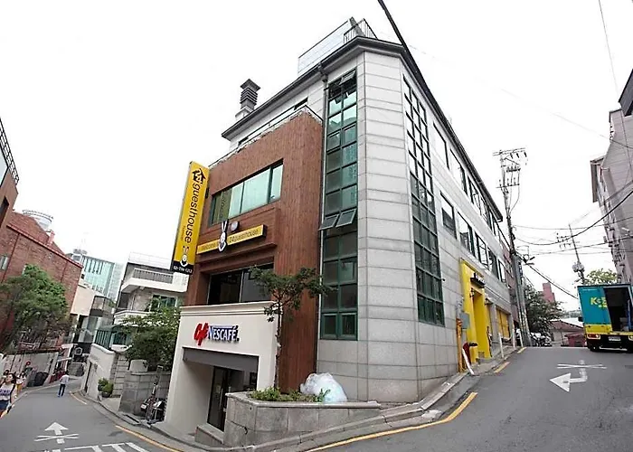 Myeongdong123hostel 2*